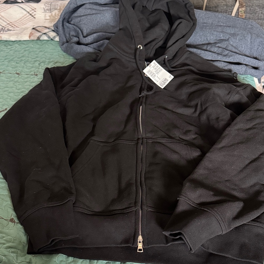 H&M Black Men's Hoodie Jacket